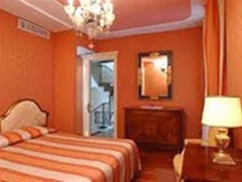 Manila Venetian Hotel Eksteriør billede